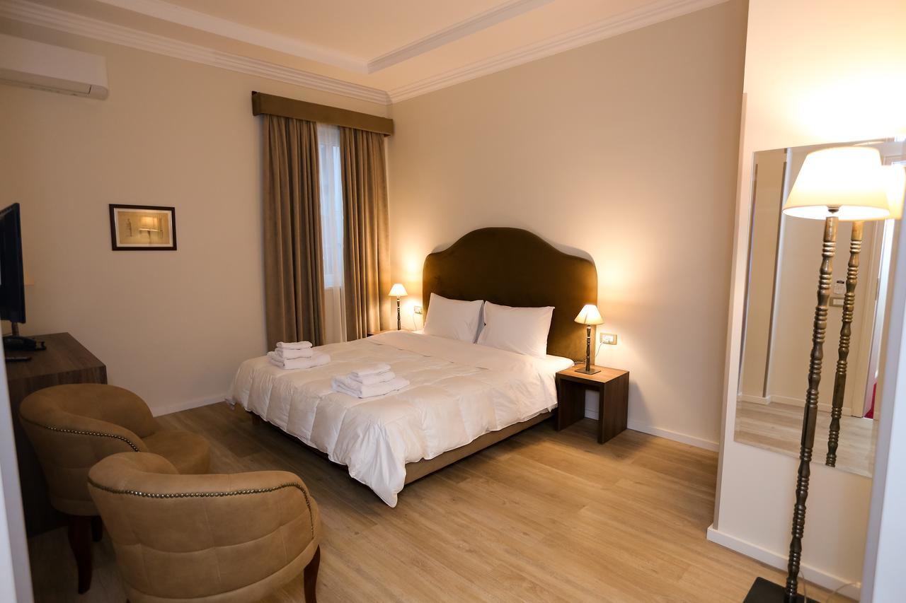 Hermes Hotel 4*